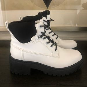 KENDALL + KYLIE Weston boot